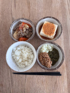酢玉ねぎが苦手な人でも美味しく食べれる方法を発見!本日食べたもの全記録